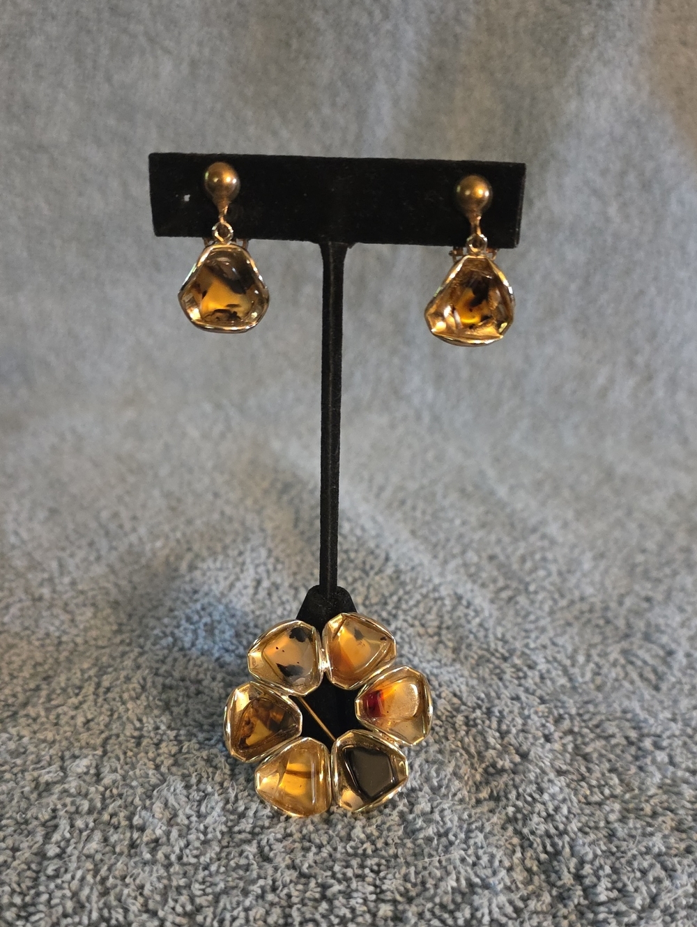 Gold-Tone Amber Crystal Drop Clip On Earrings and Floral Brooch